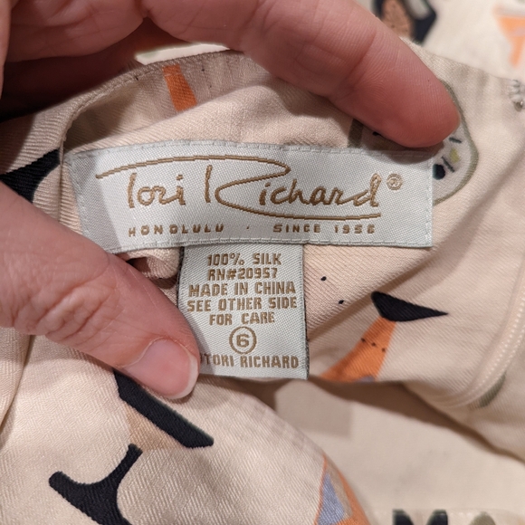 Vintage Tori Richard martini print shift dress 100% Silk - Picture 6 of 7